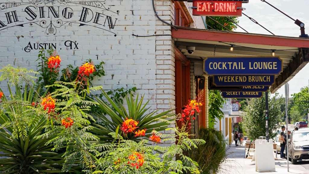 Sentral East Austin At 1614 E. Sixth Hotell Restaurant bilde